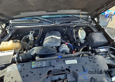 2004 Chevrolet Silverado K2500 Heavy Duty z USA, uszkodzony, nr VIN 1GCHK23U74F147622